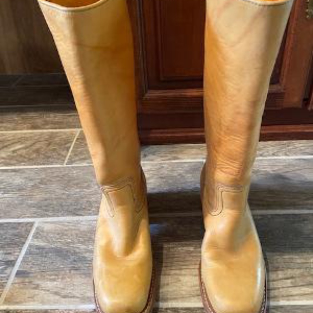 Frye, light tan, size 6, vintage